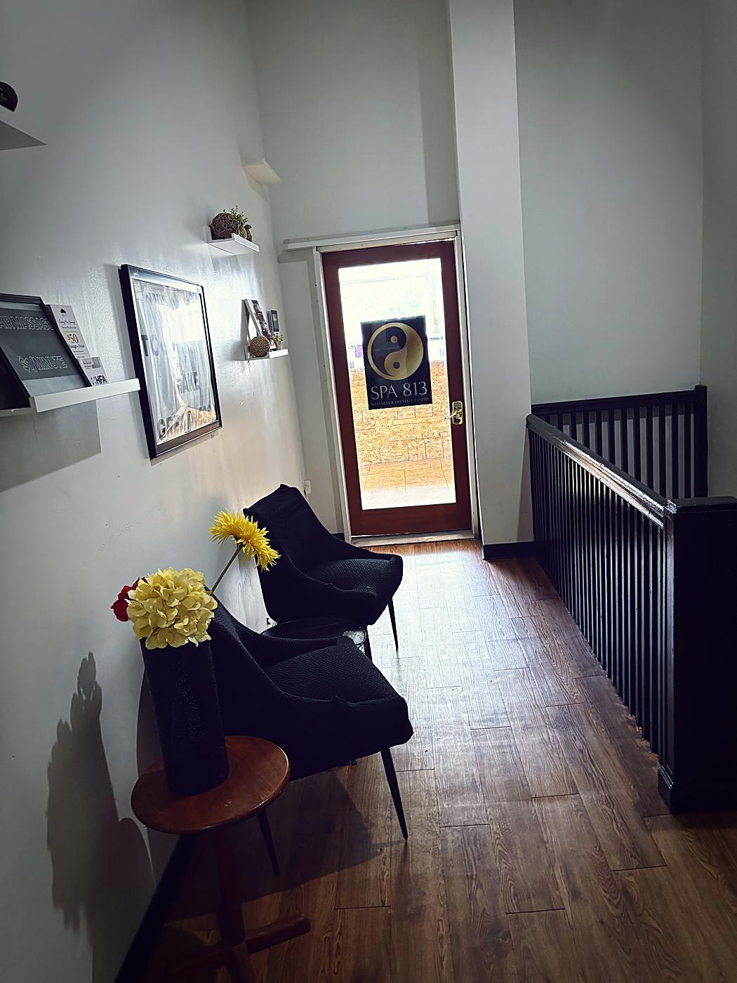 Second floor landing and seating